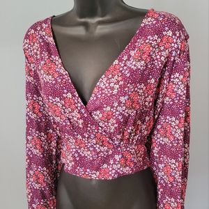 Forever 21 Floral Long Sleeve Crop Top with accent ties and floral detail 3x